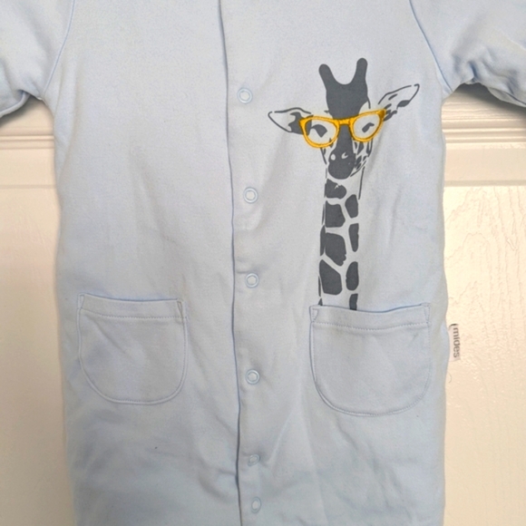 Light Blue Quilted One Piece Outfit/Romper/Jumper/Sleeper (Size 9 Months) - Picture 3 of 15